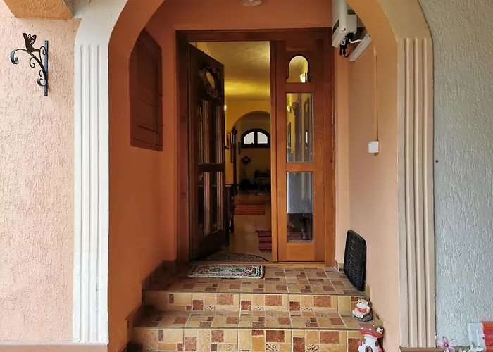 Katica Vendeghaz - Ladybird * Somogyvar