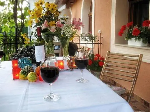 Katica Vendeghaz - Ladybird Дом отдыха *